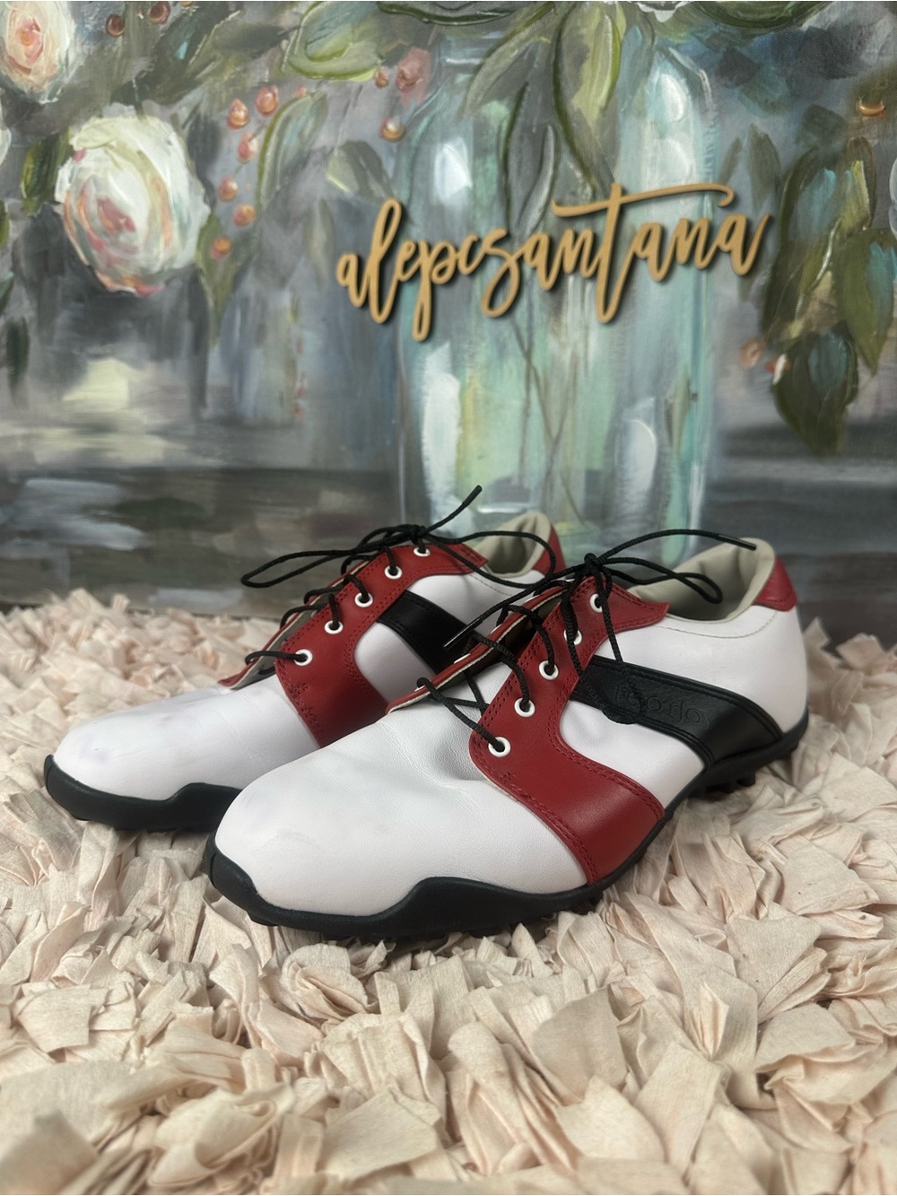 FootJoy LoPro Women’s Golf Shoes
Size: Women’s US 7.5 (EU 38.5)